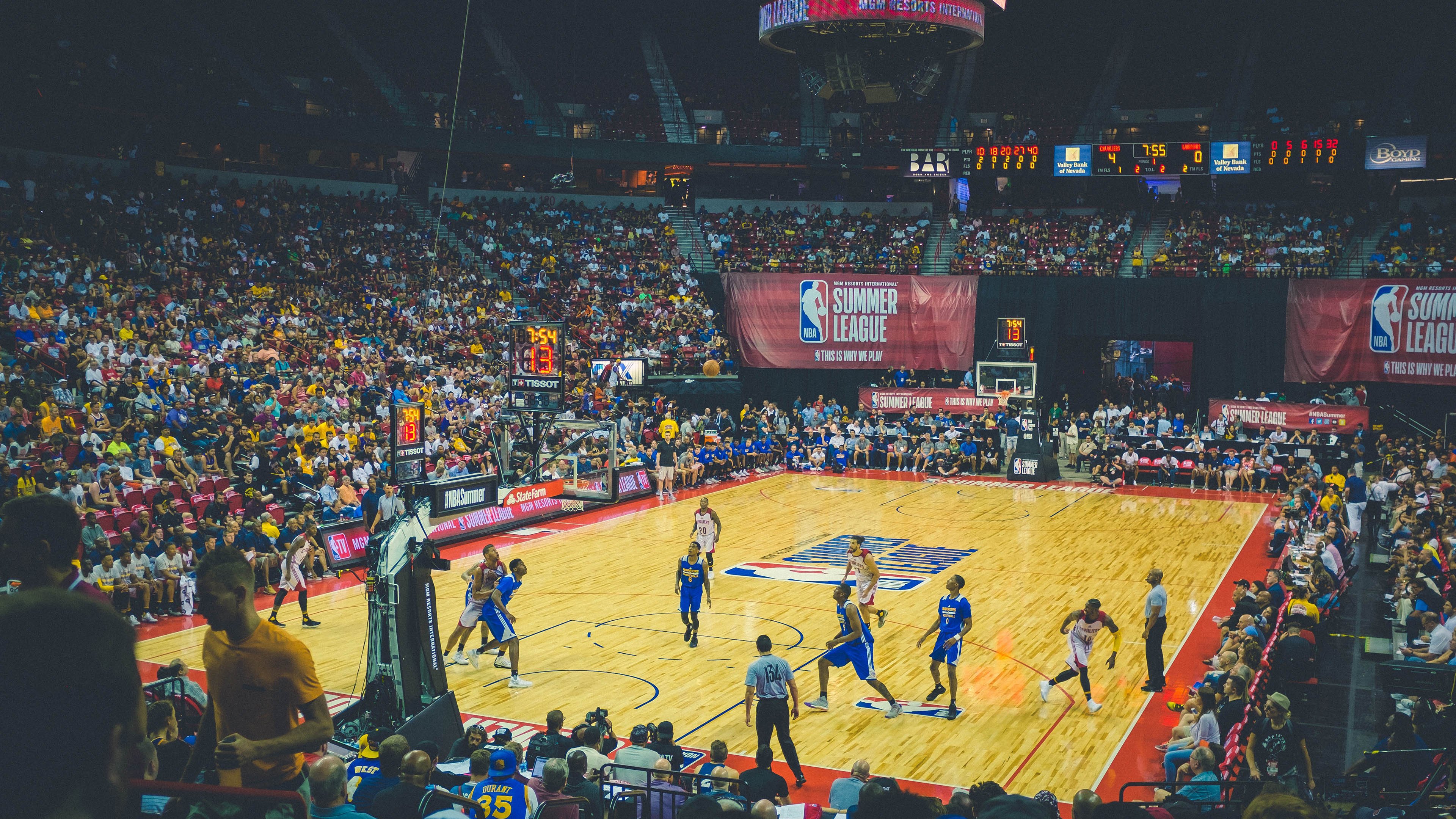 中国篮球教练员执教风格与球队战术执行力相关性研究,中国篮球教练员的等级结构